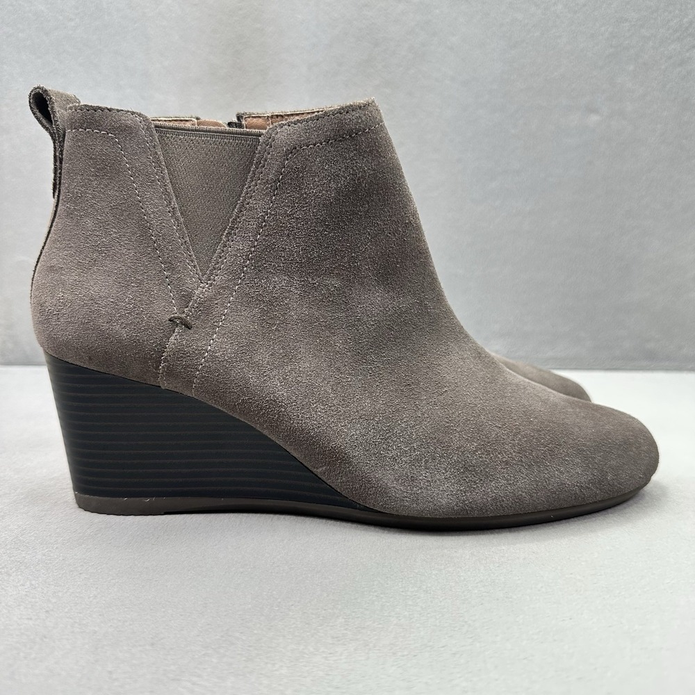 Vionic Paloma Womens Size 9.5 Wedge Booties Gray Suede Ankle Boots Side Zip